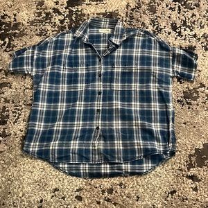 Madewell Blue Short-Sleeve Button-Up Shirt - Women's Size Small - Casual Chic